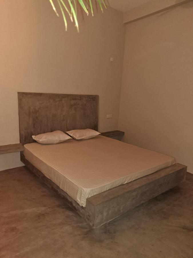 The Surf Access Guest House Arugam Bay Esterno foto