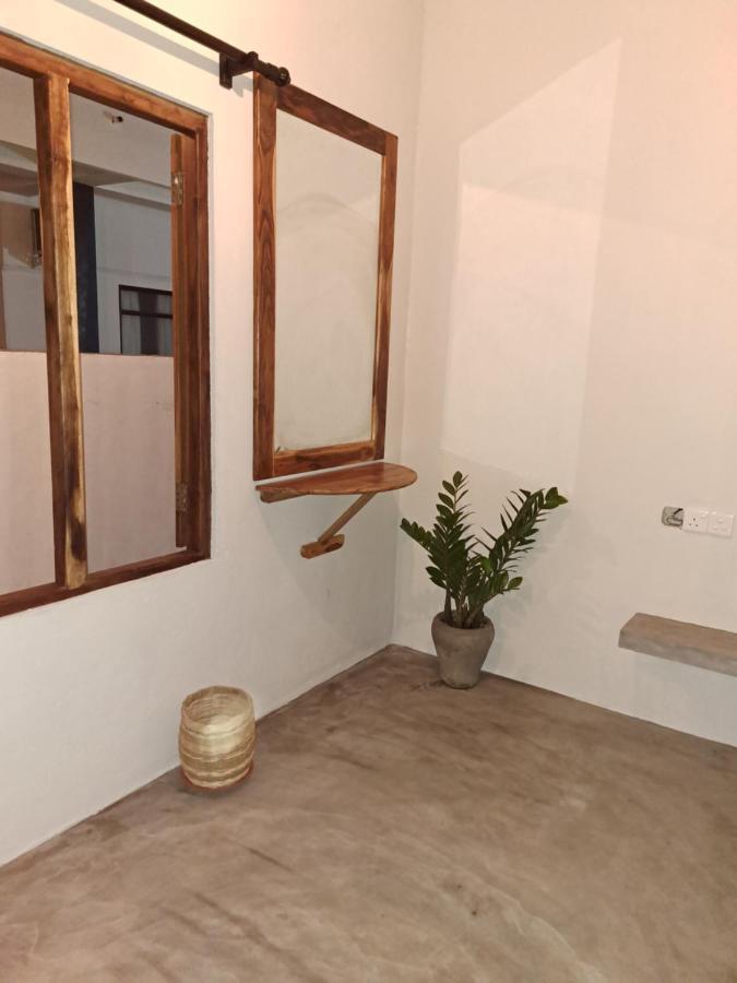 The Surf Access Guest House Arugam Bay Esterno foto