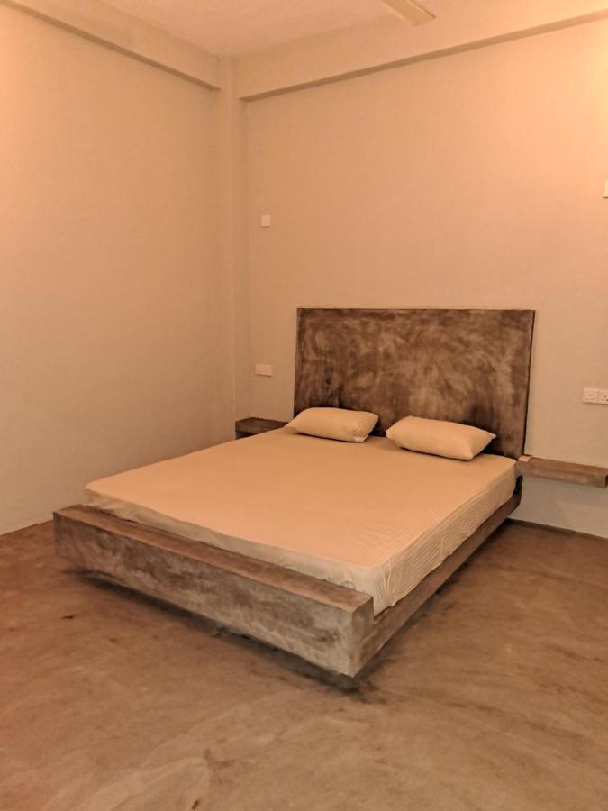 The Surf Access Guest House Arugam Bay Esterno foto
