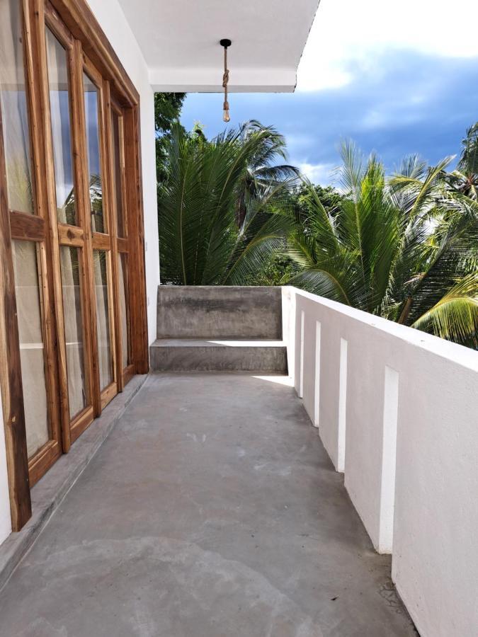 The Surf Access Guest House Arugam Bay Esterno foto