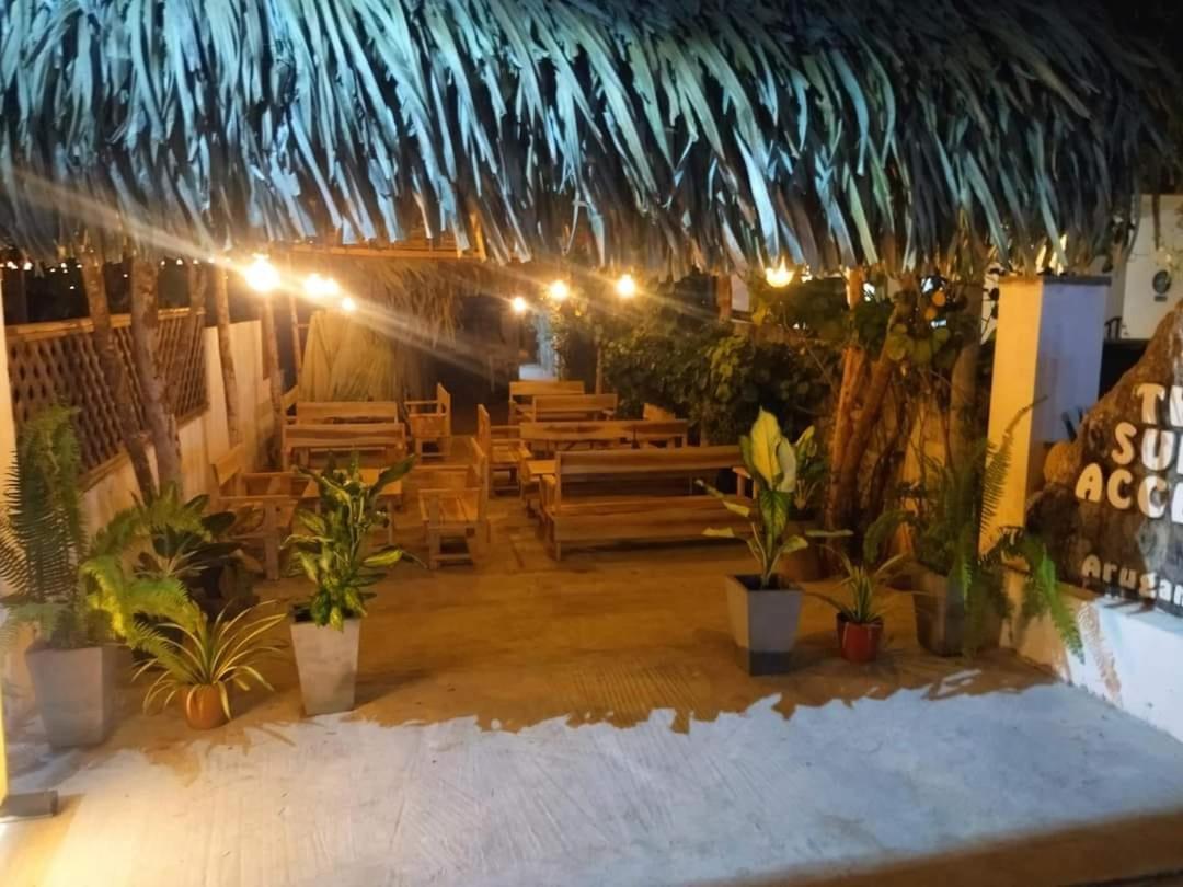 The Surf Access Guest House Arugam Bay Esterno foto