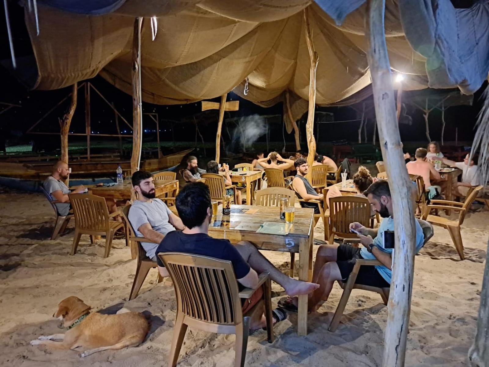 The Surf Access Guest House Arugam Bay Esterno foto