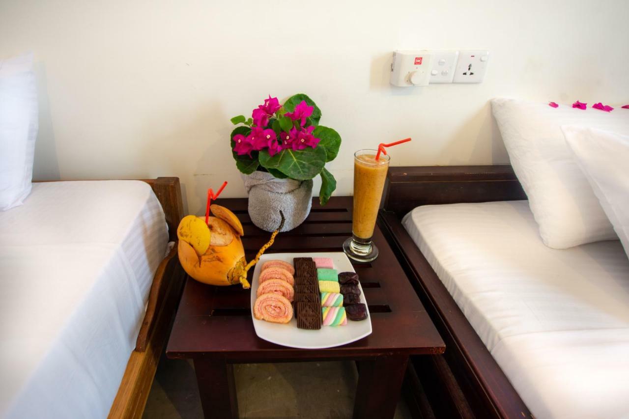 The Surf Access Guest House Arugam Bay Esterno foto